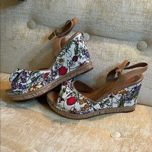 Clark’s Artistan Platform Wedge Sandals with Ankle Strap - Brown &